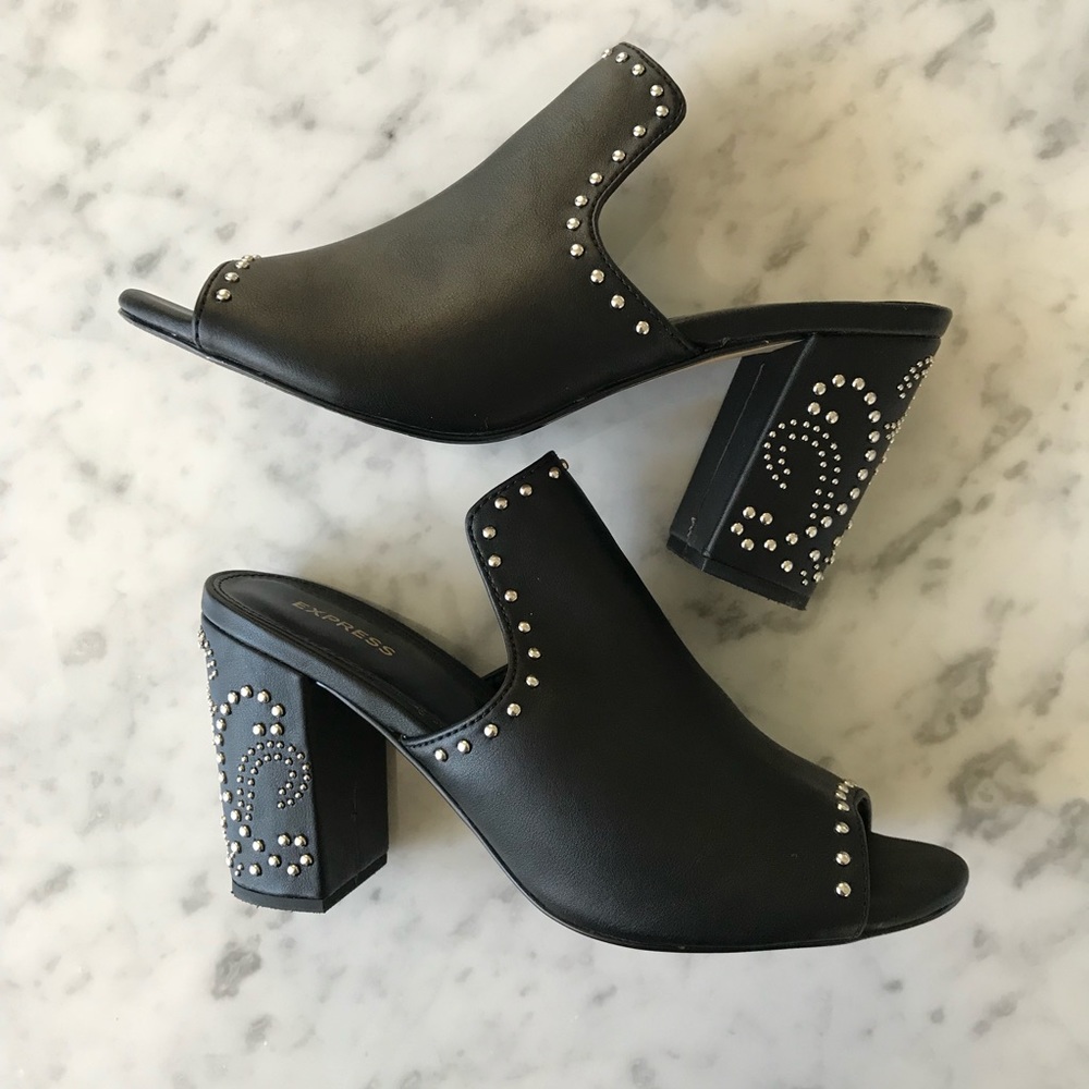 Express Block-heel Slide Sandel